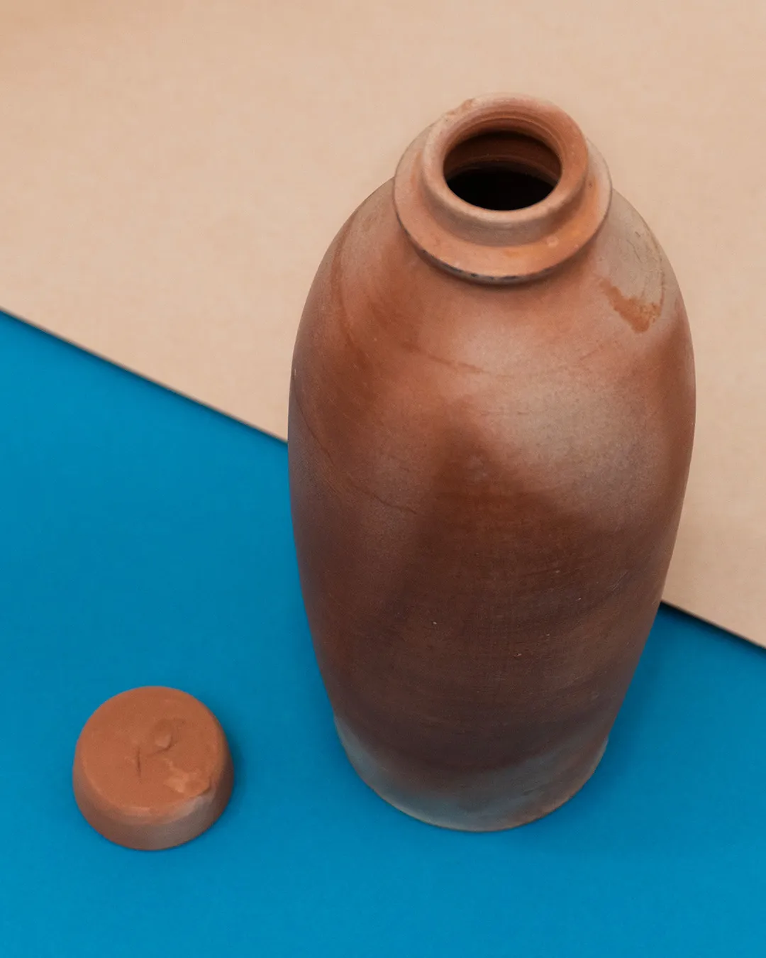 Handcrafted Clay Water Bottle 500ml - Image 3